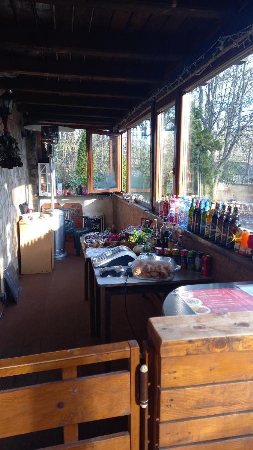 Chata Korenný vrch Pezinská Baba Pezinok Exteriér fotografie